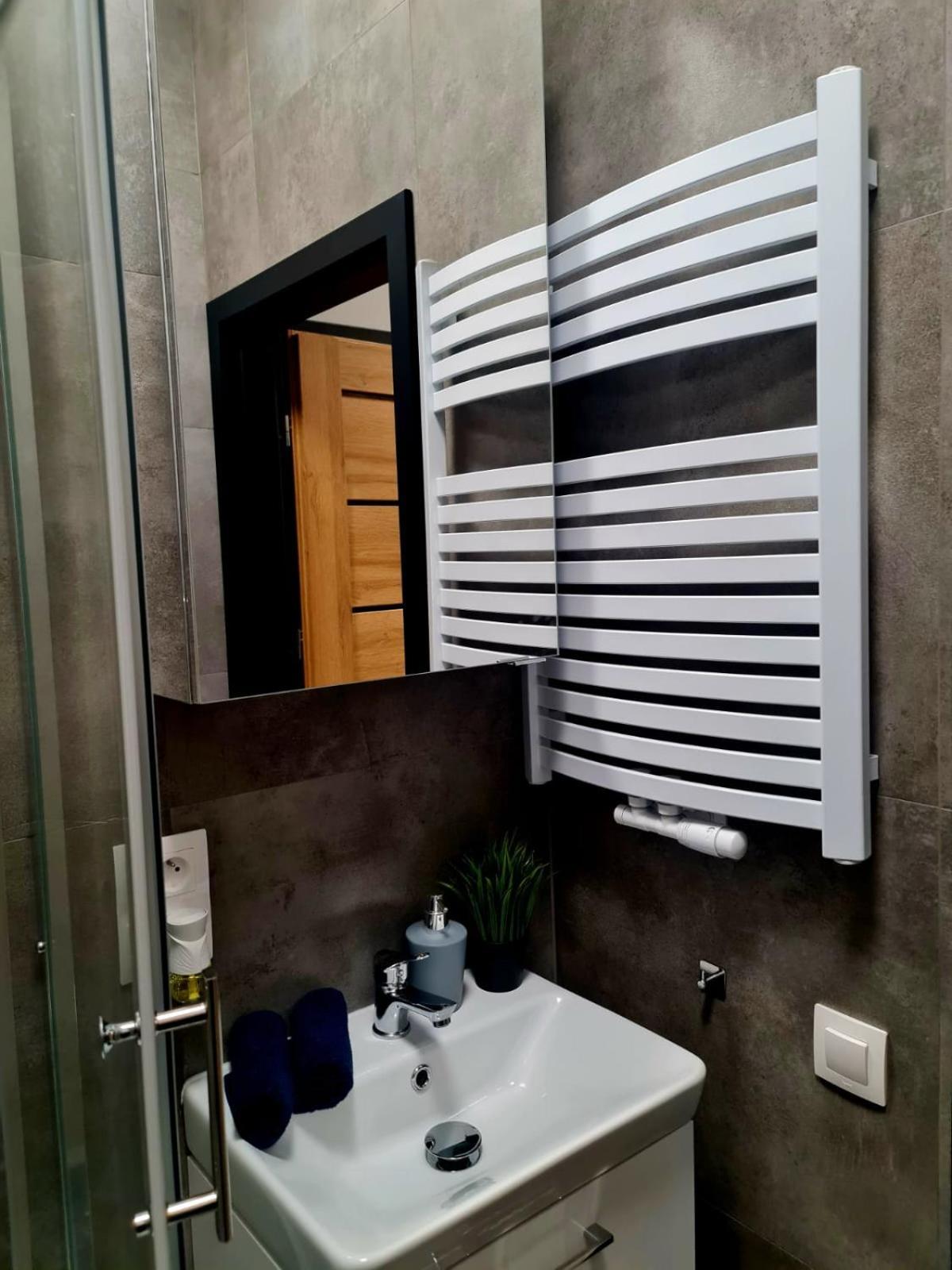 Hola Apartamenty Piotrkowska Łódź Exterior foto